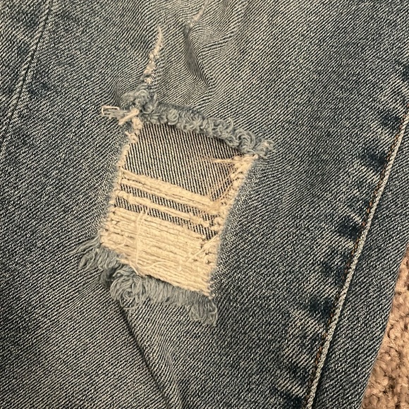 Mavi Ada Mid Rise Distressed Light Blue Wash  Boyfriend Jeans 24X27 - Picture 4 of 13